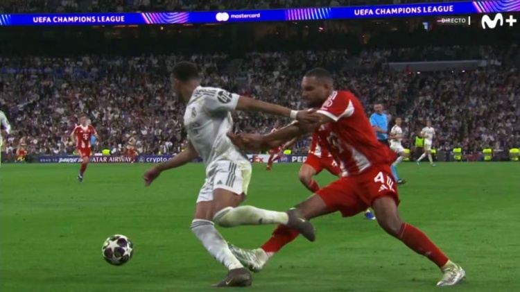 龙赛罗怒喷：塔没被罚下令人愤慨 裁判嫉妒皇马！VAR有什么用